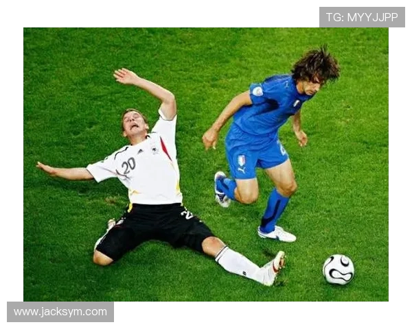 2006年FIFA世界杯回顾：意大利队夺冠与足球历史的经典瞬间