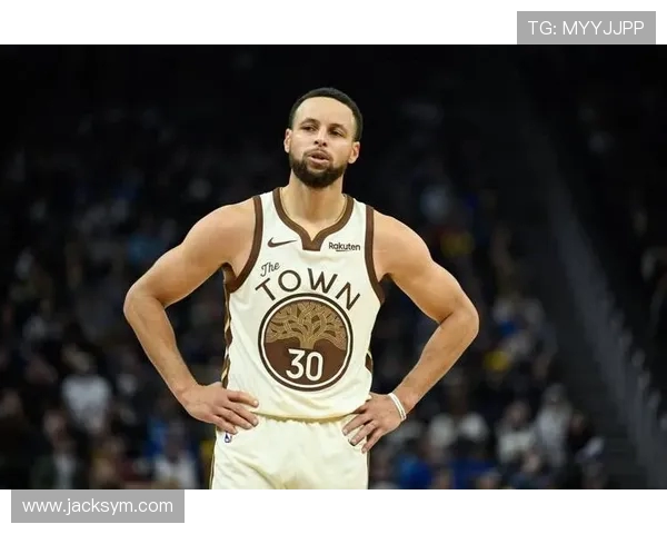 库里期待勇士冲击季后赛直通名额努力避免附加赛困境